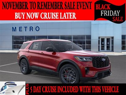 New 2025 Ford Explorer ST-Line w/ Premium Package