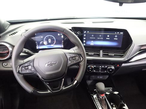 New 2026 Chevrolet Trax RS w/ Driver Confidence Package FWD image 18