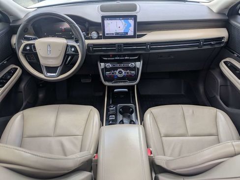 Used 2022 Lincoln Corsair Reserve w/ Elements Package FWD image 14