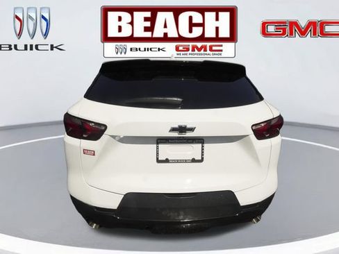 Used 2021 Chevrolet Blazer LT w/ LPO, Black Accent Package FWD image 4
