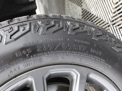 Used 2025 Ford Maverick Tremor AWD/4WD image 35