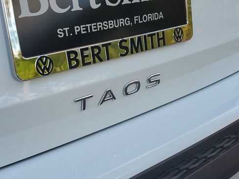 New 2026 Volkswagen Taos S image 6