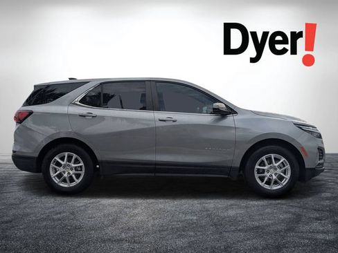 Used 2023 Chevrolet Equinox LT FWD image 2