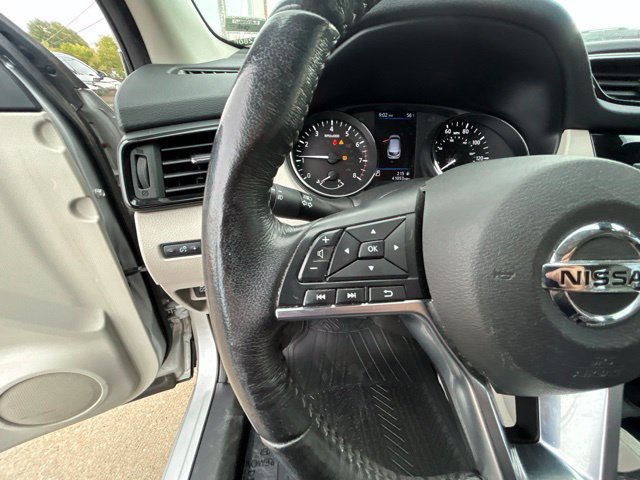 Used 2019 Nissan Rogue Sport SL FWD image 28
