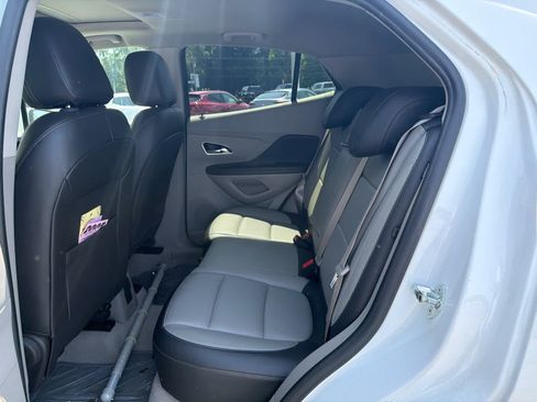 Used 2016 Buick Encore Leather FWD image 9