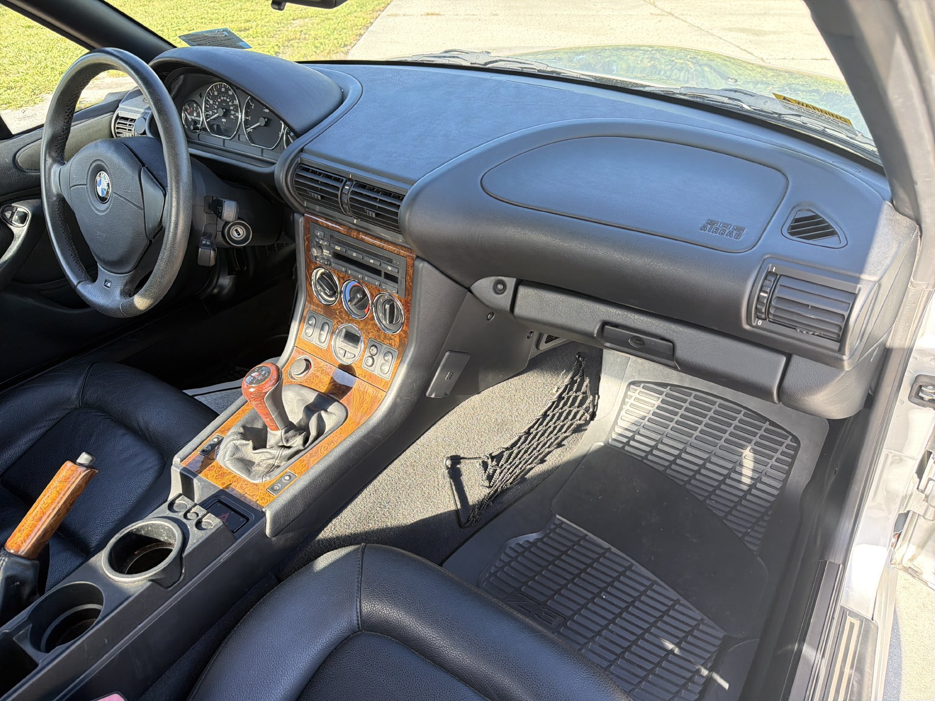 Used 2001 BMW Z3 2.5i RWD image 16