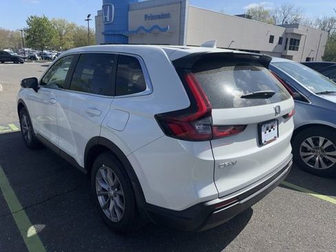 Used 2025 Honda CR-V EX image 4