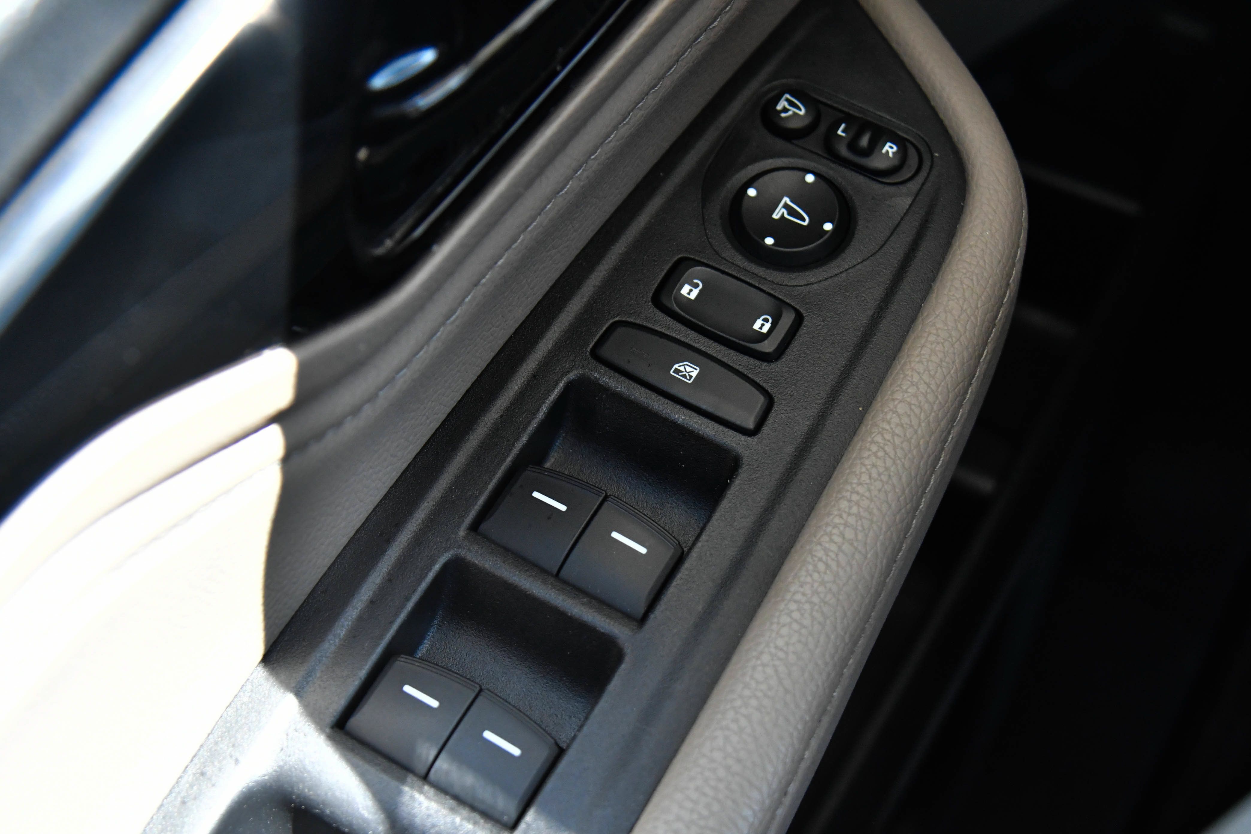 Used 2023 Honda Odyssey Elite image 39