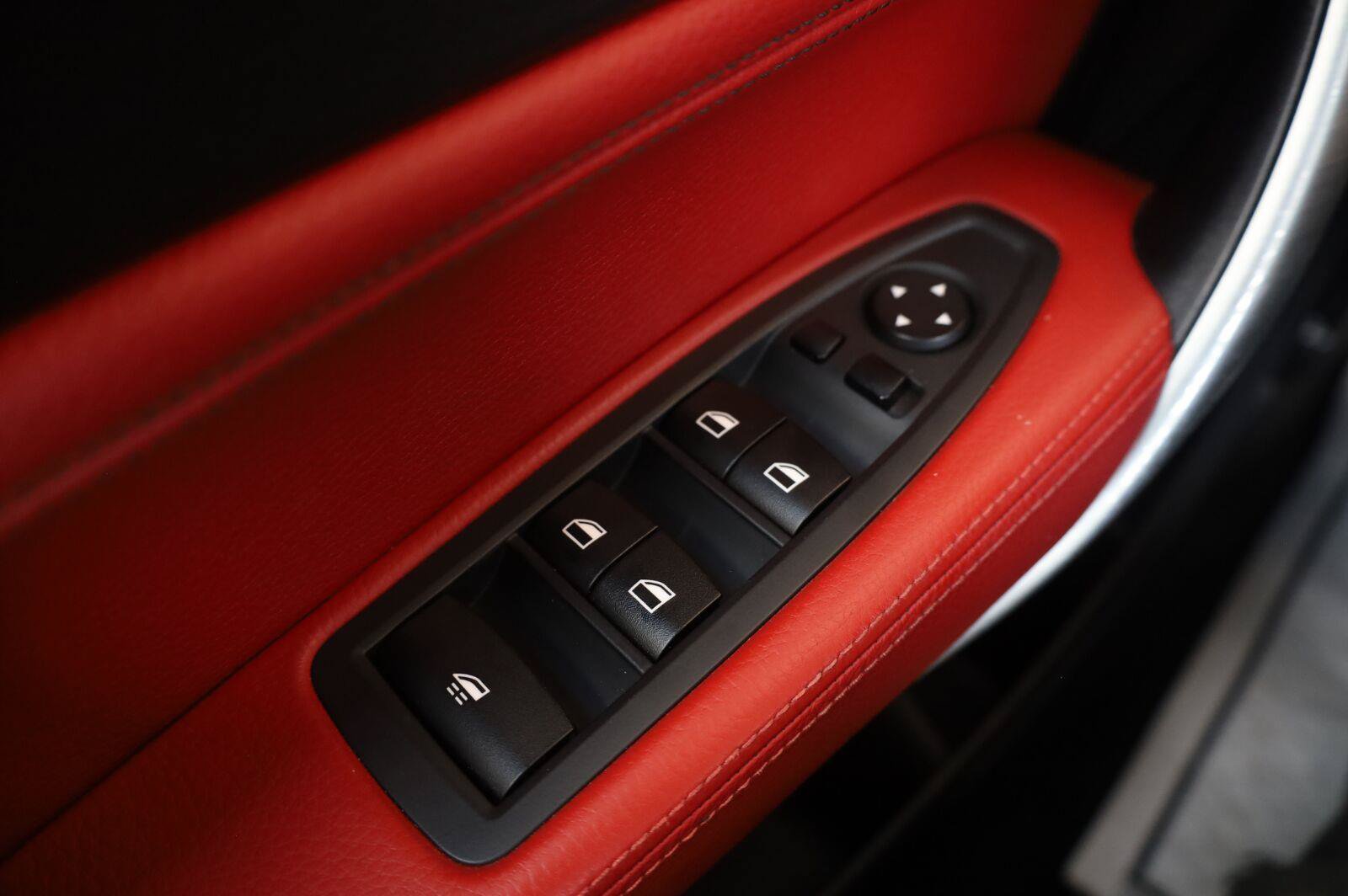 Used 2015 BMW 228i Convertible RWD image 39