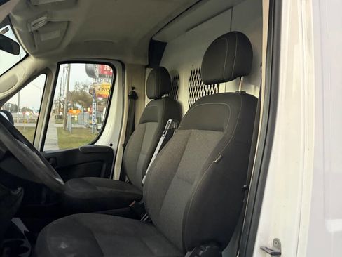 Used 2018 RAM ProMaster 2500 image 12
