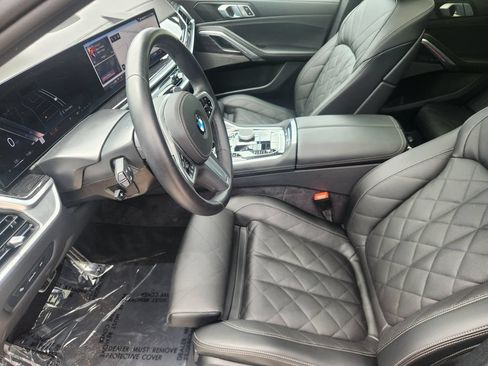 Used 2026 BMW X6 xDrive40i AWD/4WD image 9