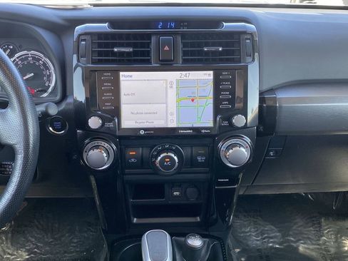 Certified 2024 Toyota 4Runner TRD Off-Road Premium w/ Off Road Premium Plus Package AWD/4WD image 29