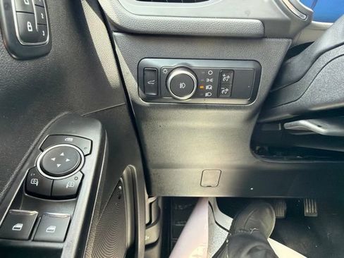 Used 2025 Ford Escape Platinum AWD/4WD image 21