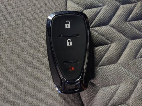 Used 2024 Chevrolet Equinox LS w/ LS Convenience Package image 32