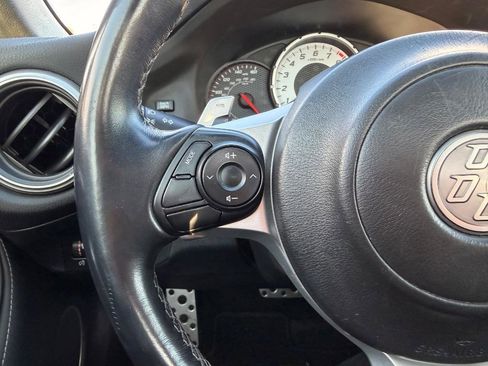 Used 2017 Toyota 86 image 10