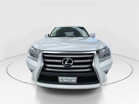 Used 2019 Lexus GX 460 Premium image 3