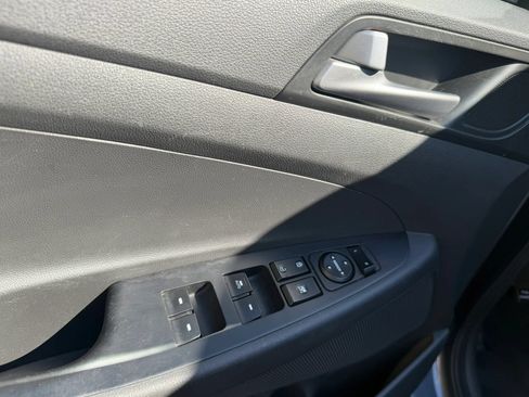 Used 2016 Hyundai Tucson SE w/ Option Group 02 AWD/4WD image 28