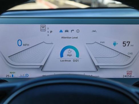 Certified 2024 Hyundai Ioniq 5 SEL RWD image 25