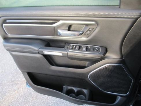 Used 2022 RAM 1500 Laramie w/ Sport Appearance Package image 31
