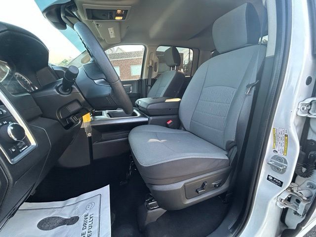 Used 2023 RAM 1500 Classic SLT w/ Trailer & Traction Group AWD/4WD image 28
