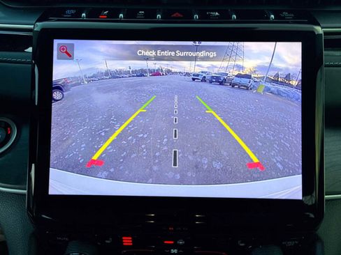 Used 2022 Jeep Grand Cherokee Limited 4xe image 15