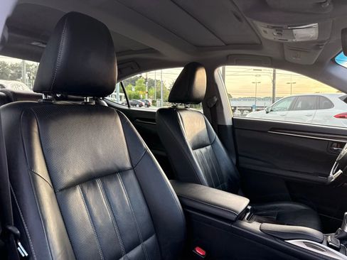 Used 2016 Lexus ES 350 w/ Luxury Package w/Wood Trim FWD image 37