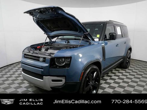 Used 2023 Land Rover Defender 110 SE AWD/4WD image 34
