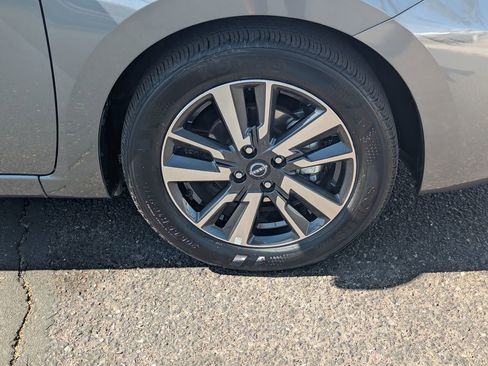 Certified 2025 Nissan Versa SV FWD image 10