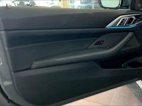 Used 2025 BMW 430i Coupe w/ Premium Package image 10