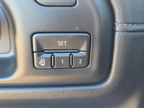 Used 2021 GMC Sierra 1500 SLT w/ SLT Convenience Package image 35