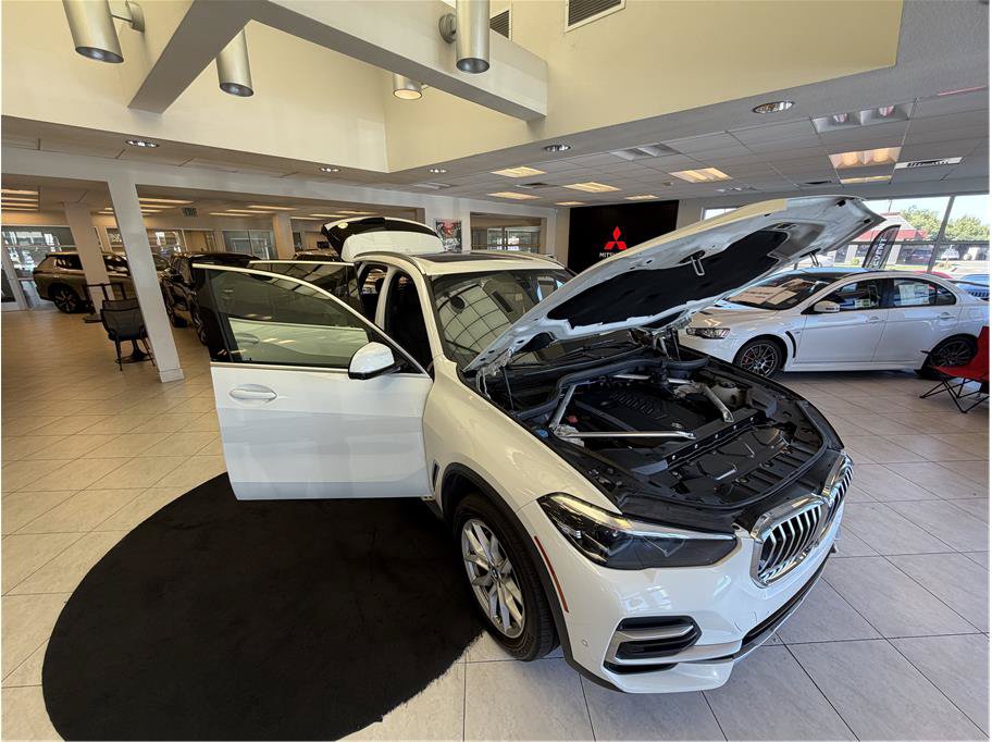 Used 2023 BMW X5 sDrive40i w/ Parking Assistance Package RWD image 34