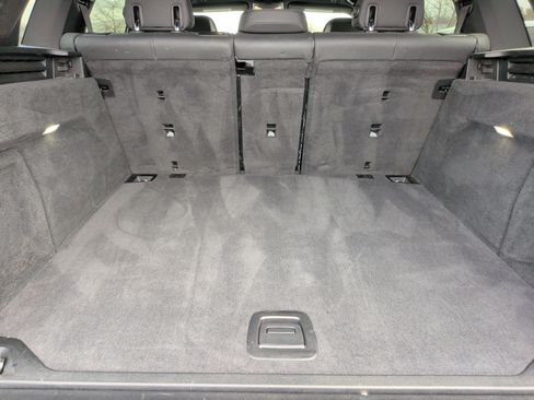 Used 2021 BMW X5 M50i image 37