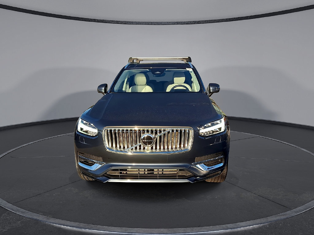 Used 2024 Volvo XC90 T8 Ultimate w/ Protection Package Premier AWD/4WD image 4