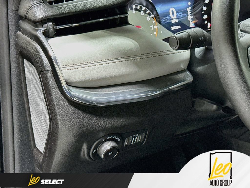 Used 2023 Jeep Compass Limited AWD/4WD image 13