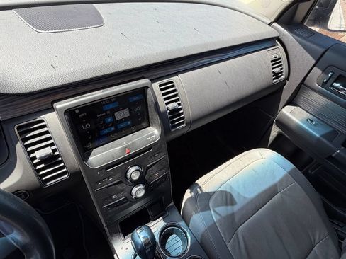 Used 2016 Ford Flex SEL w/ Equipment Group 202A FWD image 18