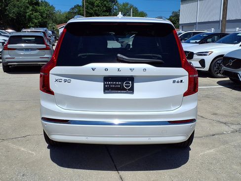 Certified 2023 Volvo XC90 B6 Ultimate AWD/4WD image 6
