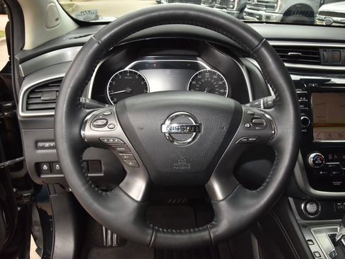 Used 2020 Nissan Murano SL w/ Moonroof Package FWD image 22