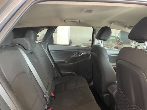 Used 2018 Hyundai Elantra GT image 24