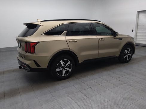 Used 2021 Kia Sorento S w/ Panoramic Sunroof Package FWD image 10