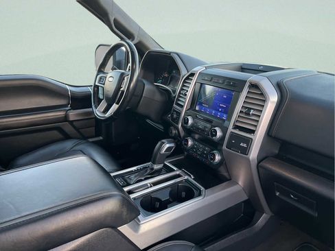 Used 2020 Ford F150 Platinum w/ Equipment Group 701A Luxury image 17