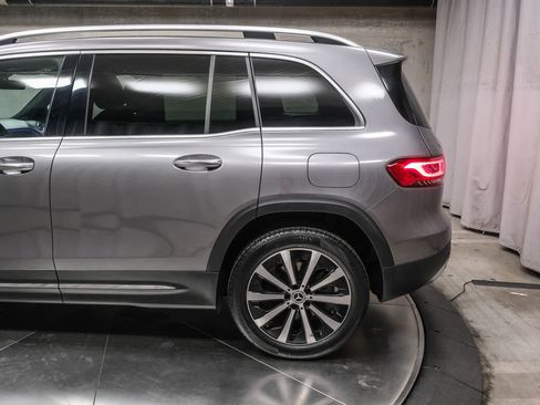 Certified 2023 Mercedes-Benz GLB 250 4MATIC image 8