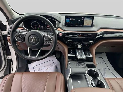 Used 2023 Acura MDX SH-AWD w/ Technology Package image 11
