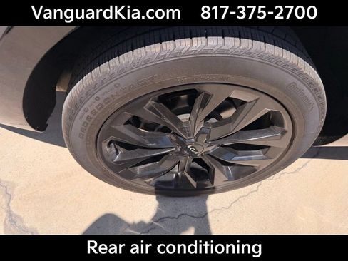 Used 2023 Kia Sorento SX AWD/4WD image 10
