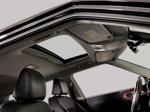 Certified 2023 Kia Soul GT-Line w/ GT-Line Technology Package FWD image 26