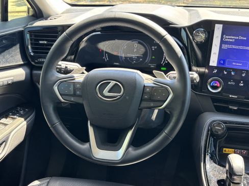 Used 2024 Lexus NX 350h AWD image 21
