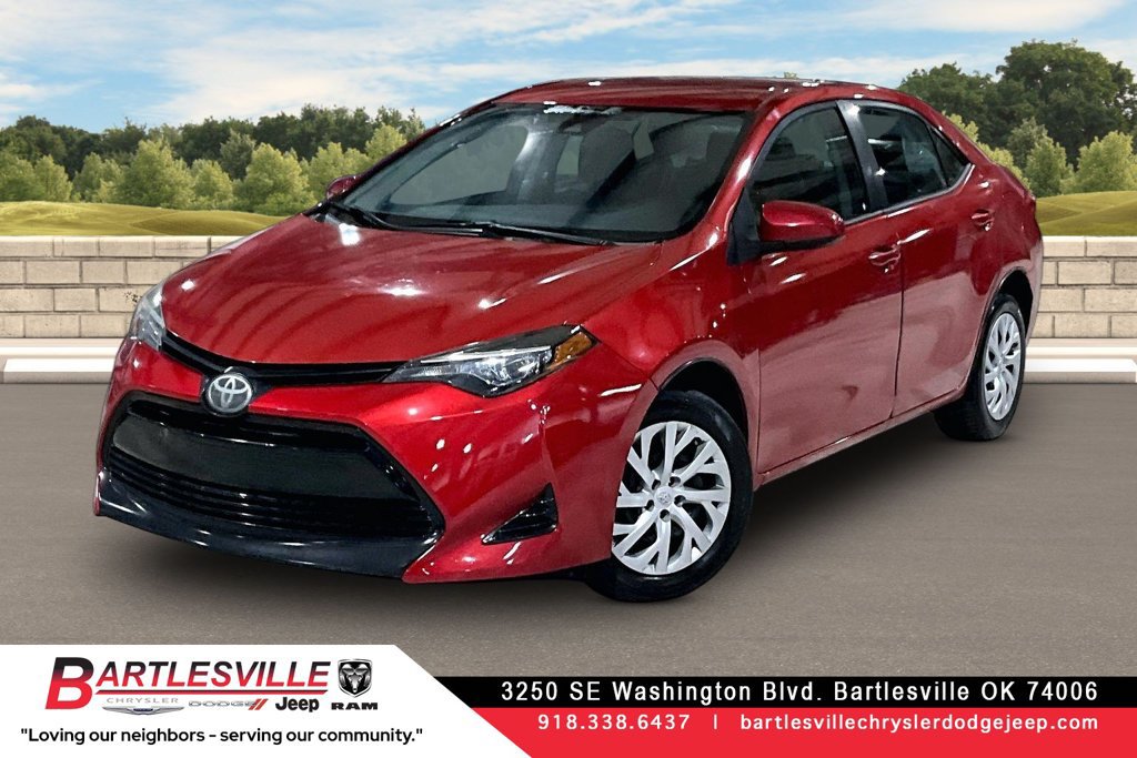Used 2019 Toyota Corolla LE FWD image 1