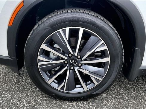 New 2026 INFINITI QX60 Luxe w/ Cargo Package image 17