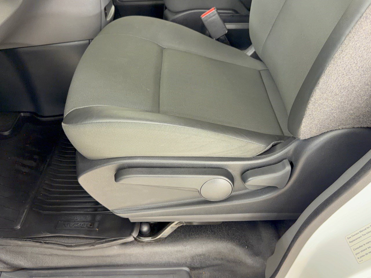 Used 2015 Nissan NV200 SV w/ Exterior Appearance Package FWD image 16