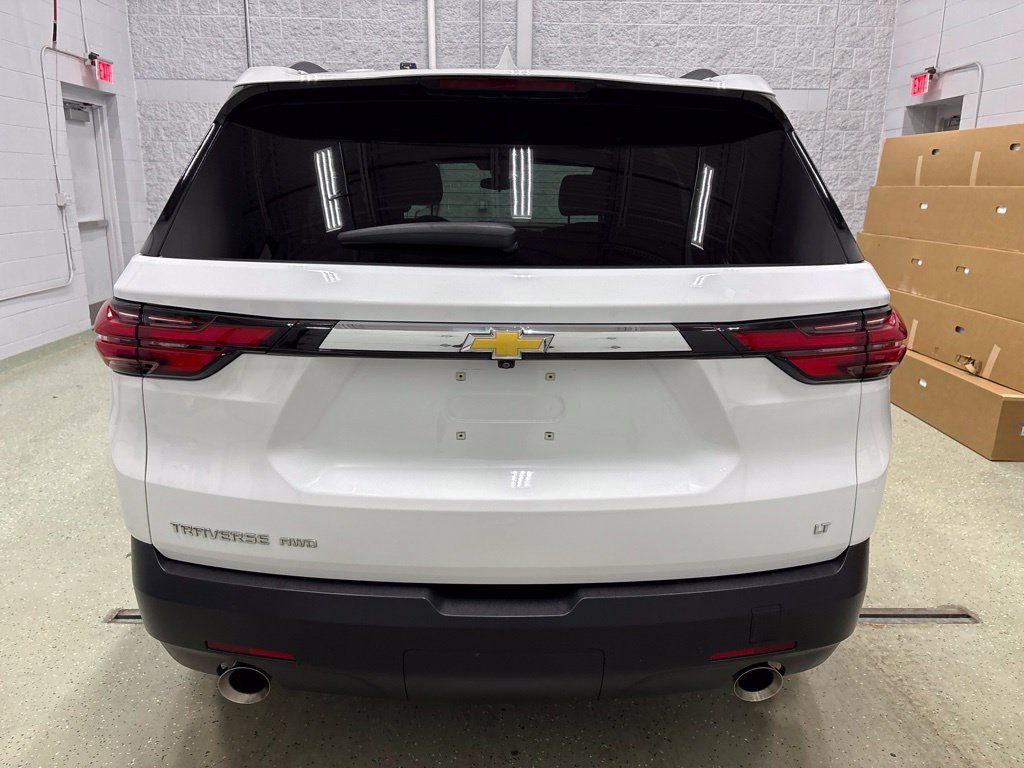 Used 2023 Chevrolet Traverse LT AWD/4WD image 5
