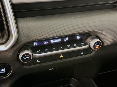 Used 2024 MAZDA CX-50 AWD 2.5 S w/ Premium Package image 24